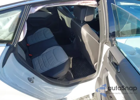 2019 Volkswagen Arteon 2.0T Sel Premium R-Line z USA, uszkodzony, nr VIN WVWTR7AN7KE007491